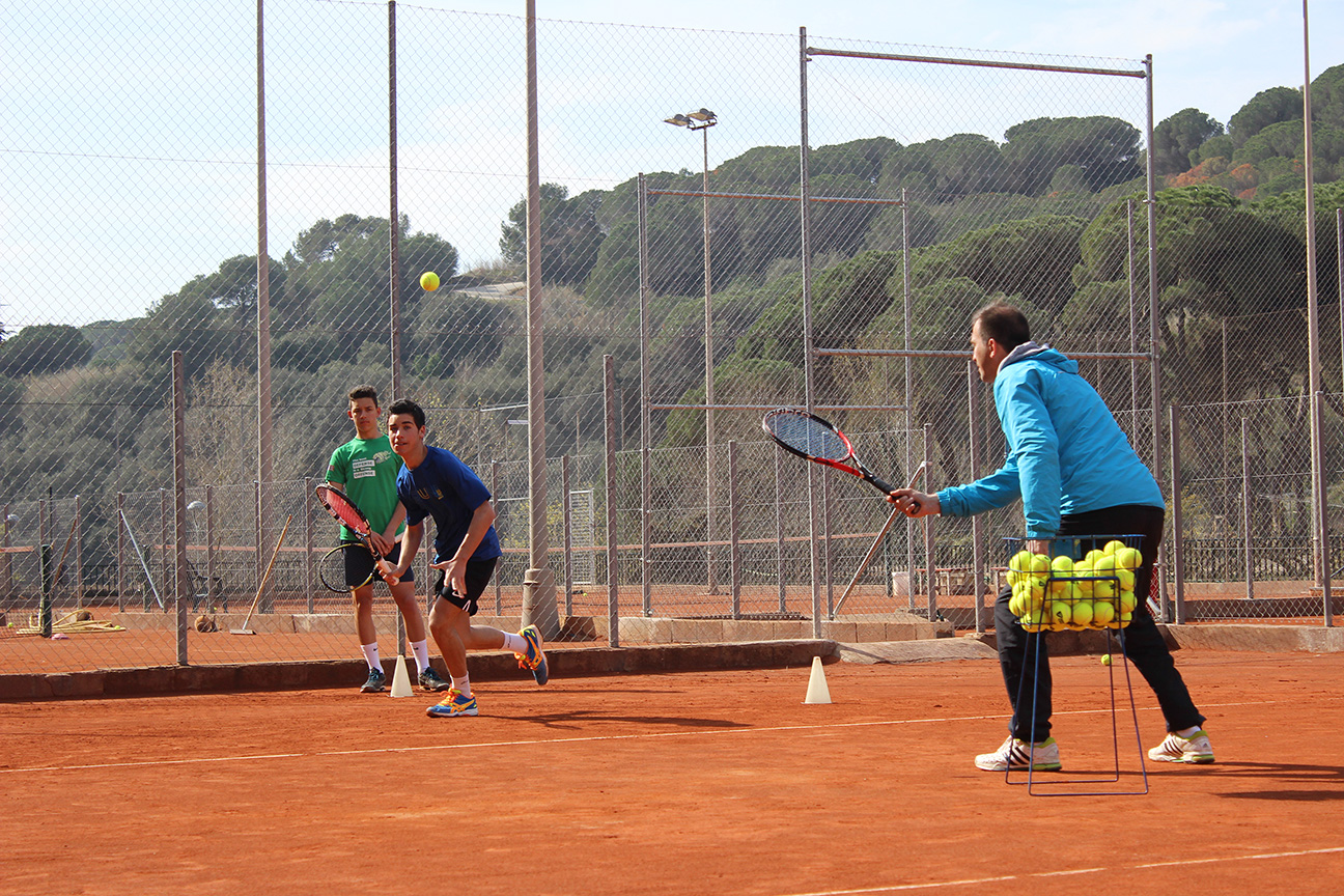 equip-tennis1